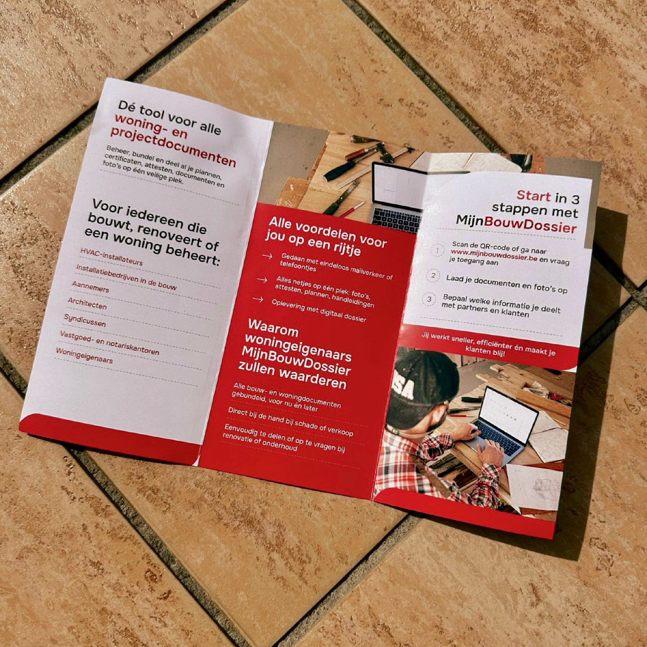 brochure design for MijnBouwDossier construction platform
